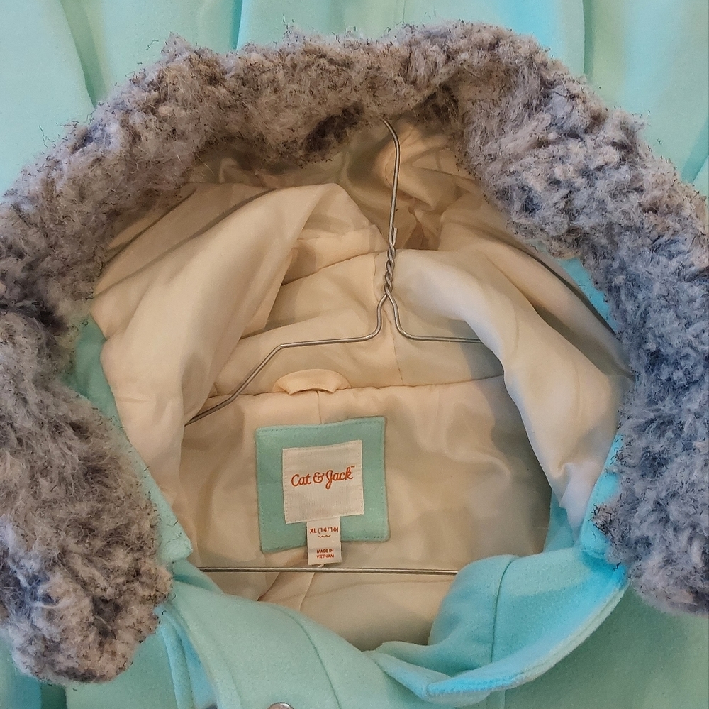 Girl's Jacket - Picture 3 of 7